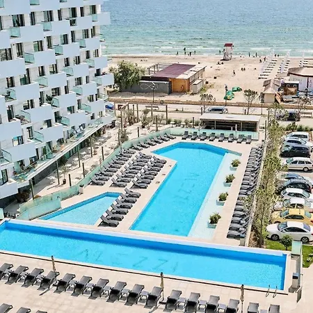 Iris - Alezzi Infinity Resort&spa Appartement *